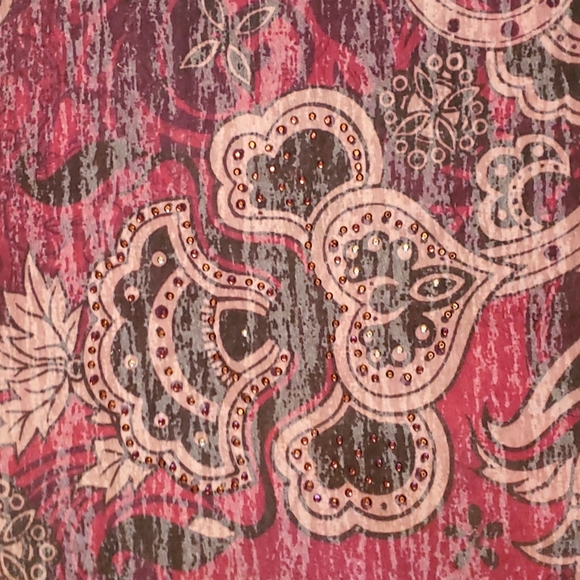 Maurices size 2X burnout tee. Abstract floral design *EUC* - Picture 7 of 11